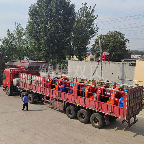 10噸鑿井絞車裝車發(fā)貨！