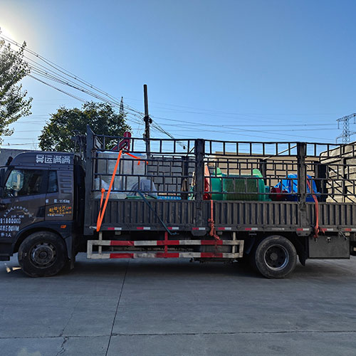 1.2米礦用提升絞車裝車發(fā)貨！